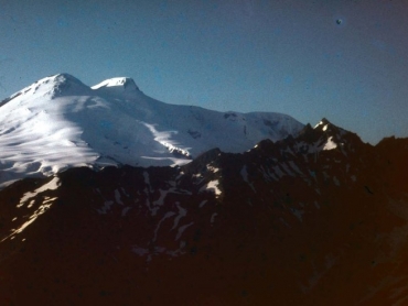 Az Elbrusz impozáns csúcsai, mindkettőn jártunk